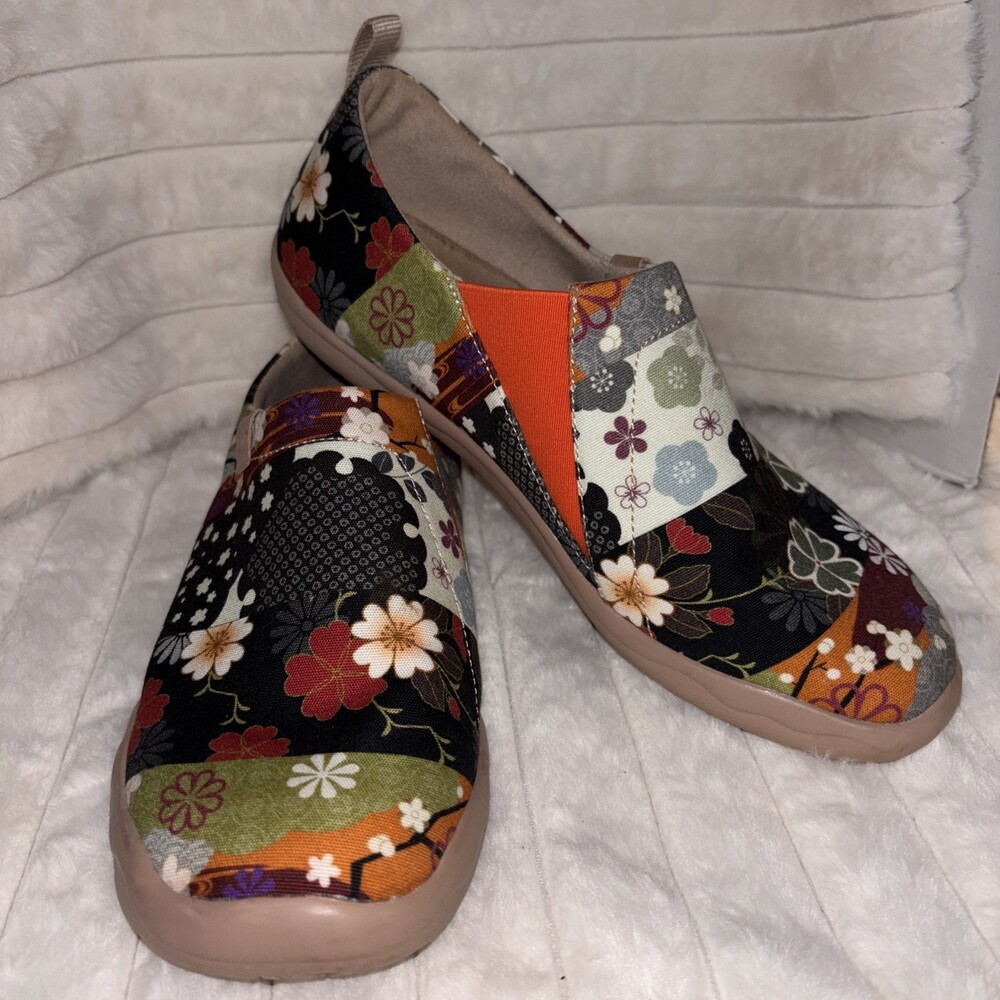 UIN Footwear Toledo Women’s Slip On Art Painted Canvas Shoes US 7 EUC